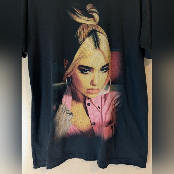 Dua Lipa Future Nostalgia Tour Distressed Graphic T-Shirt Merch Retro Pop - Picture 5 of 13